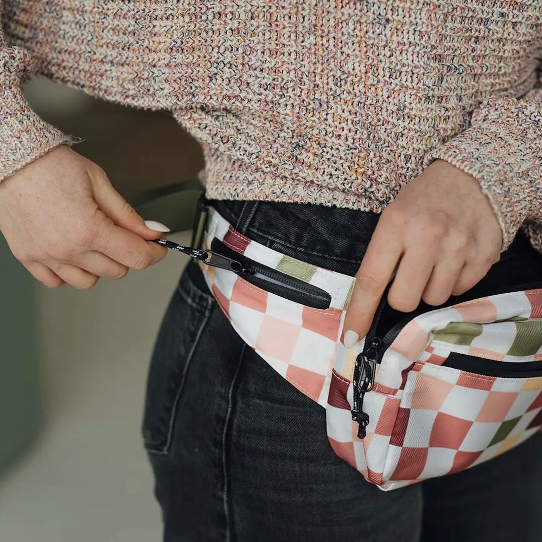 Trek Light Everyday Fanny Pack | Checkers