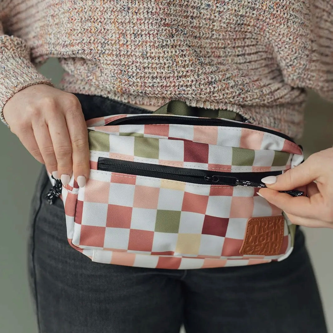 Trek Light Everyday Fanny Pack | Checkers