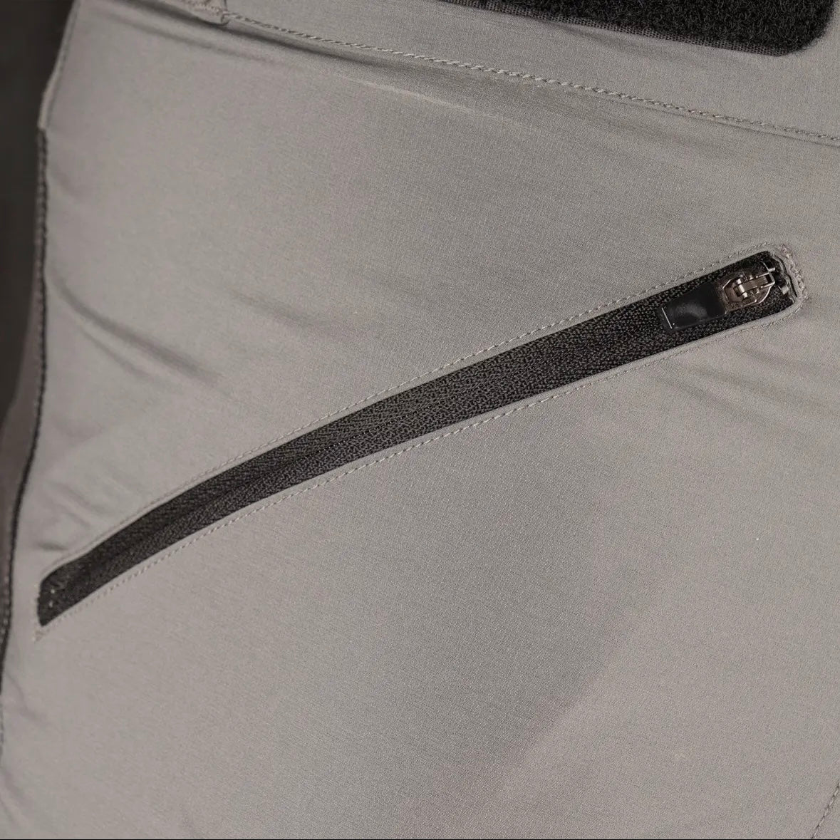 The Shredder - Men's Mountain Bike / Off Road Cycling Shorts Bundle with Padded Undershorts