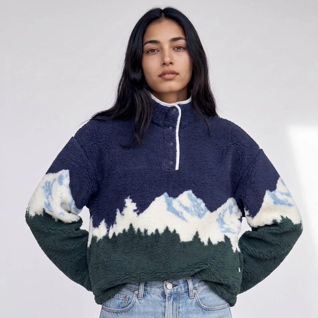 LIV Outdoor Women's Ainsley Plush Sherpa Snap Pullover in Night Mount