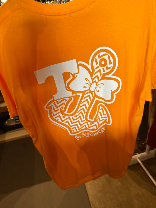USED 7/20/26 Tennessee Chevron Anchor Tshirt M/L?