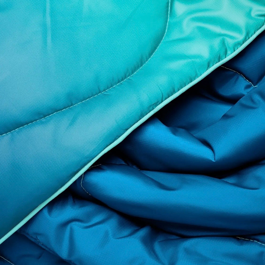 Rumpl Travel Puffy Blanket