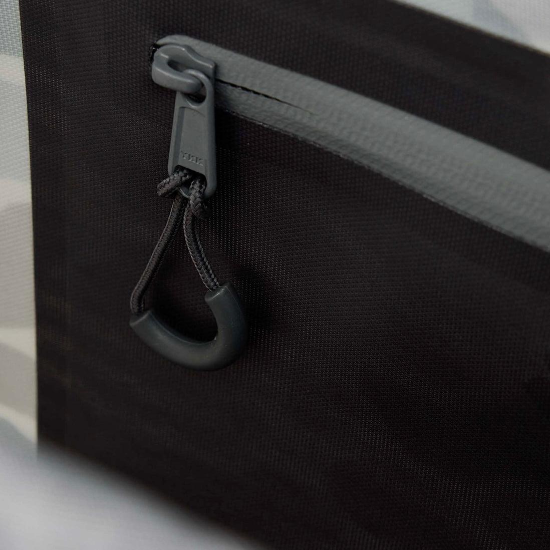 Burlebo Waterproof Tote - Classic Deer Camo