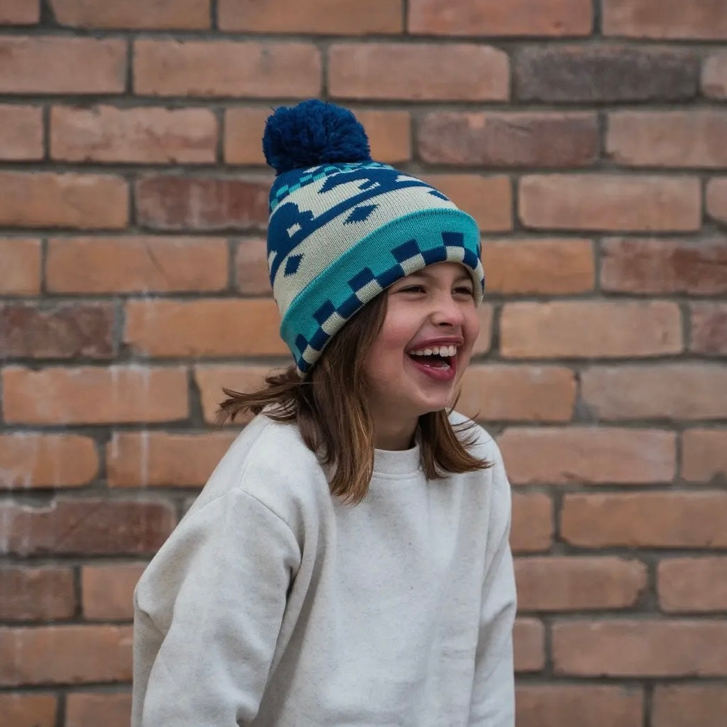 The Montana Scene Bear Kids Beanie - Blue