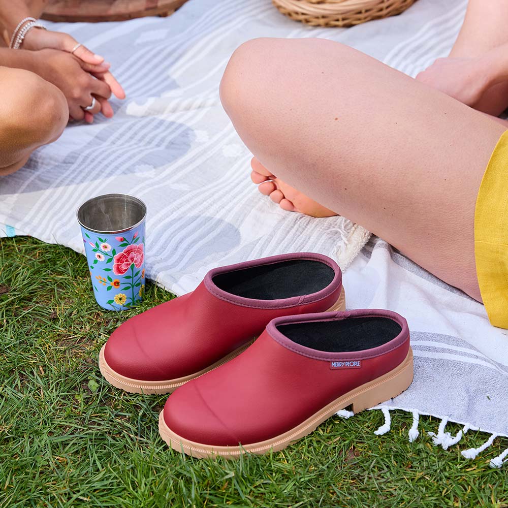 Merry People Billie Clog in Brick Red
