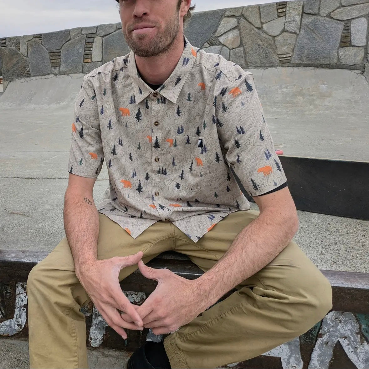 FaultLine395 Langley Tech Button Up Shirt - Khaki/Bear