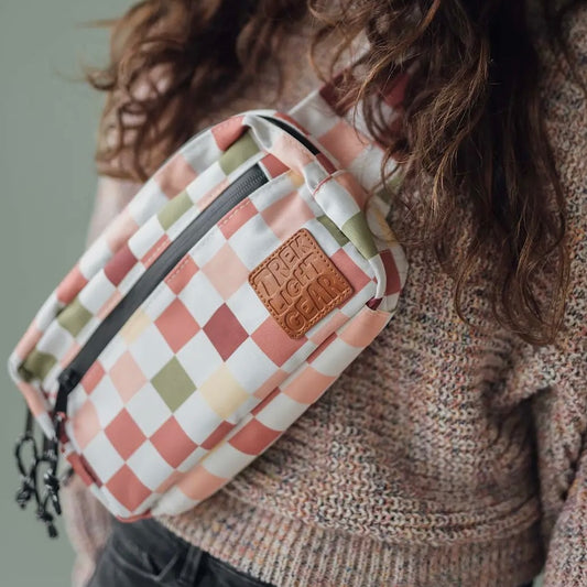 Trek Light Everyday Fanny Pack | Checkers