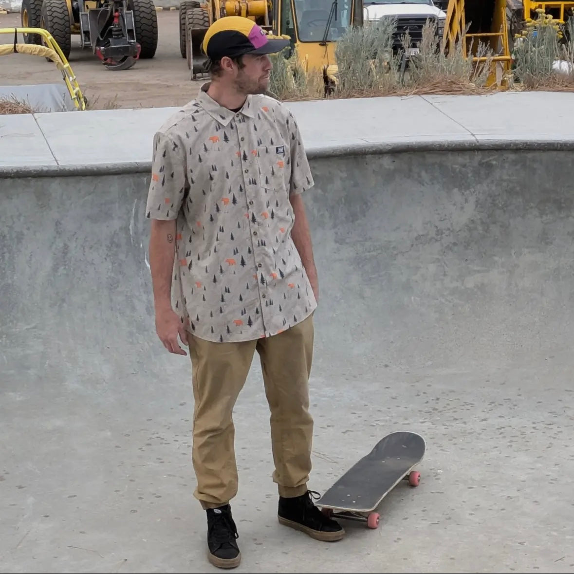 FaultLine395 Langley Tech Button Up Shirt - Khaki/Bear