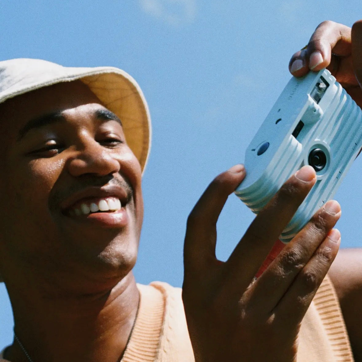 Fotofoto Sustainable Disposable Camera