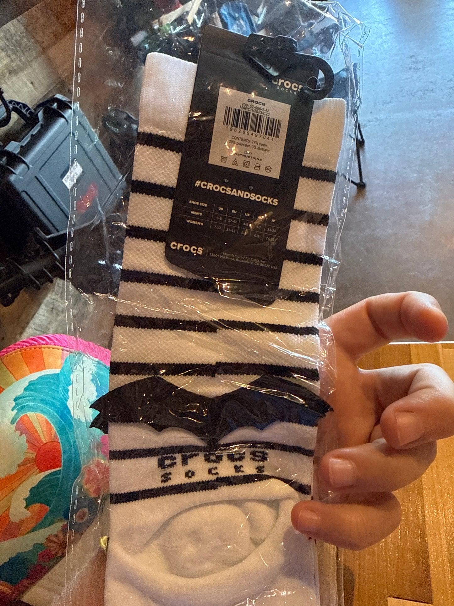 USED 8/24/26 Crocs Crew Socks with Bats on Heel S/M *new*