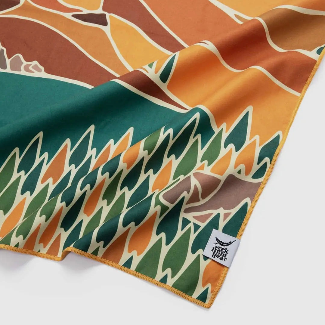 Trek Light Wander Towel | Alpenglow