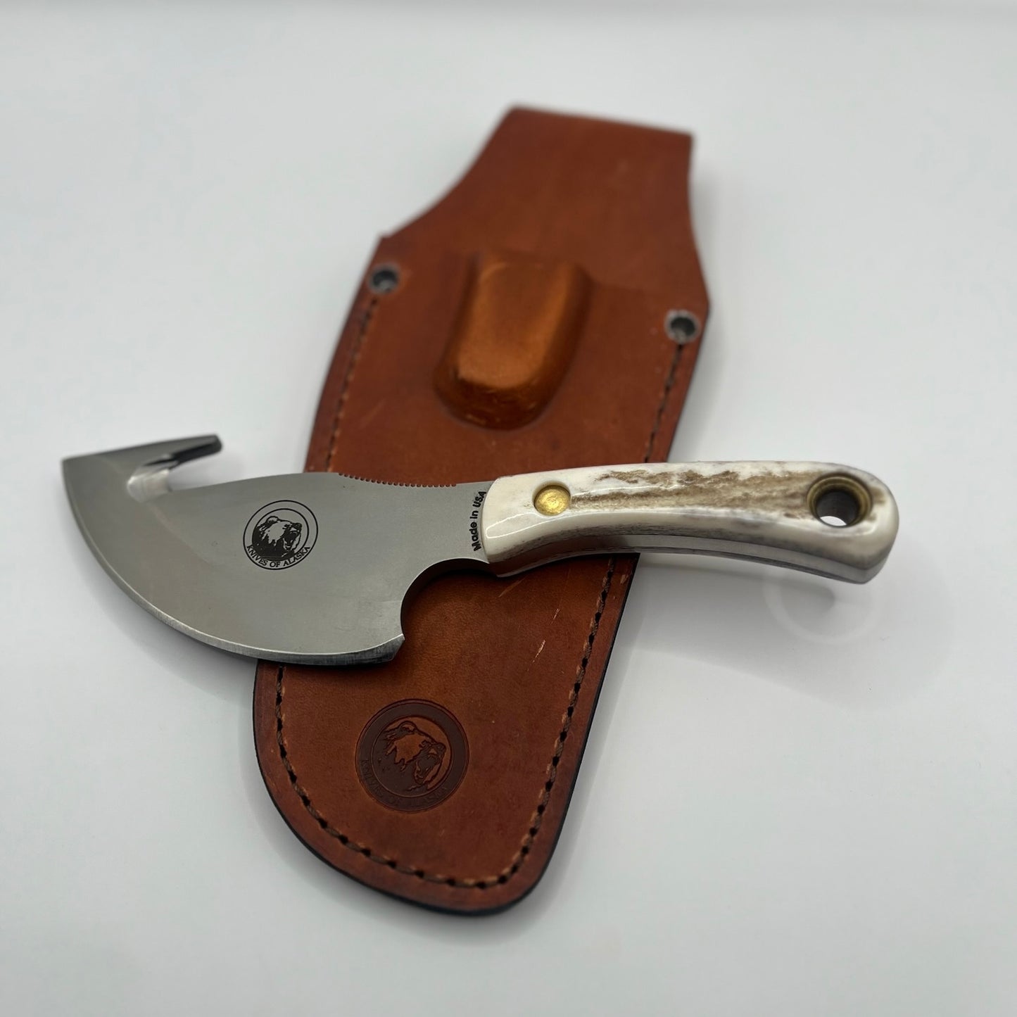 Knives of Alaska Light Hunter in genuine elk stag