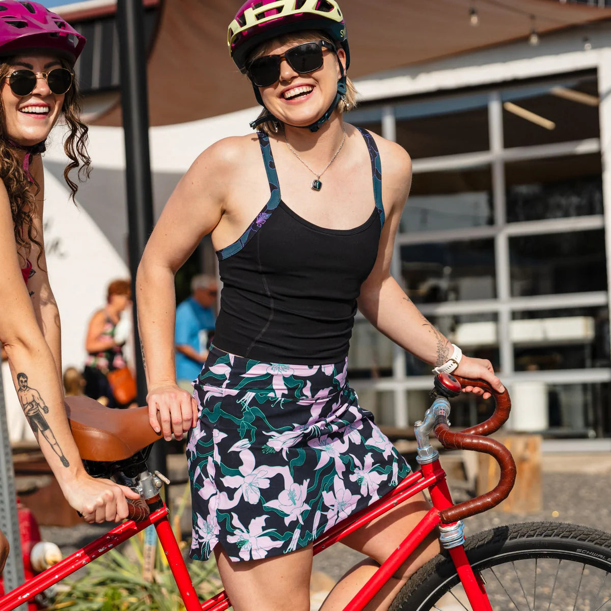 Wild Rye Parker Skort in Black Aquila Bloom