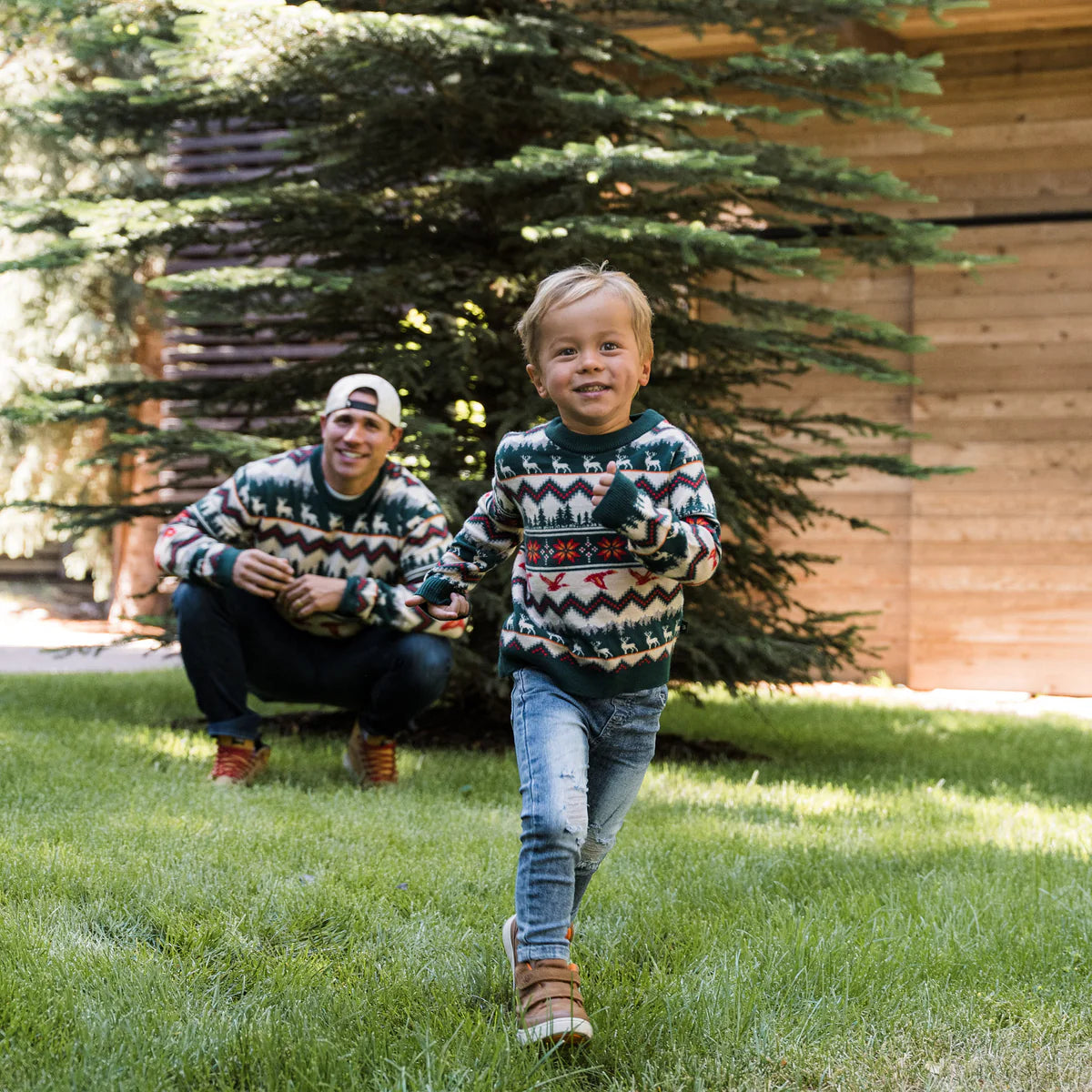 Burlebo Outdoor Christmas Sweater