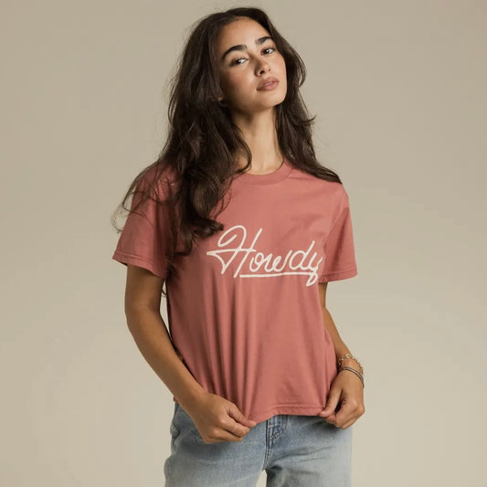 Sendero Provisions Howdy Dude Women's Crop Tee - Desert Sand