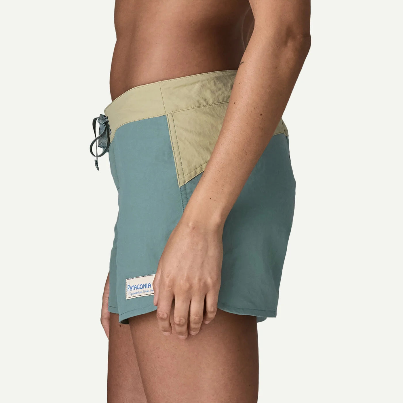 Patagonia W's Wavefarer Boardshorts - 5 in.