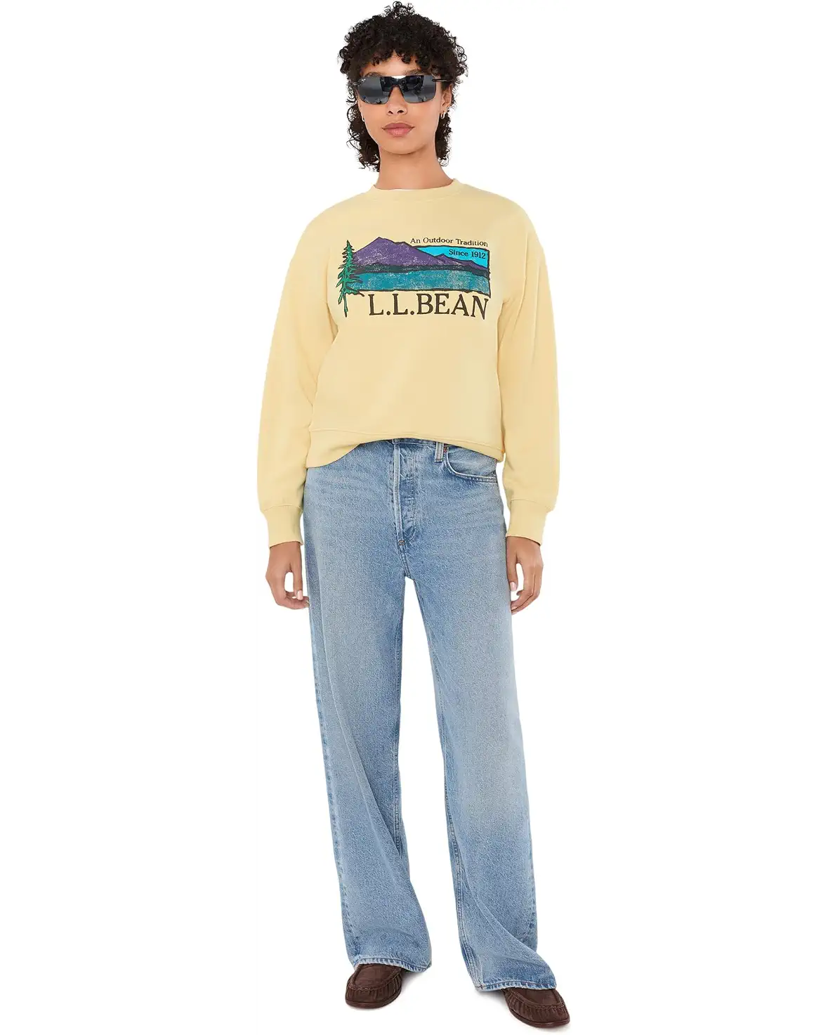 L.L. Bean Mountain Classic Logo Crew Sweatshirt W's Reg Straw Painted Outdoor Tradition